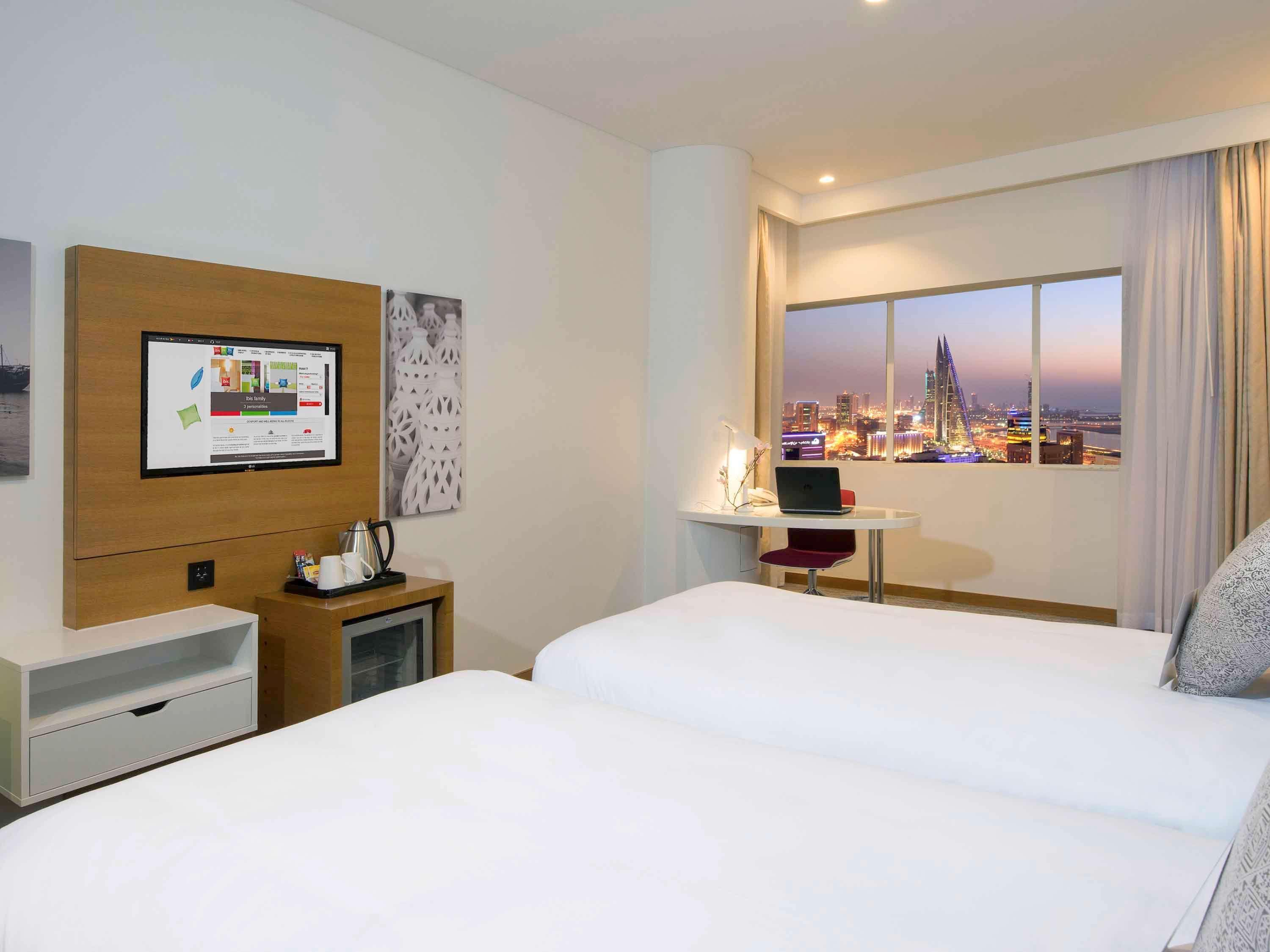 Hotel Ibis Styles Manama Diplomatic Area Exterior foto
