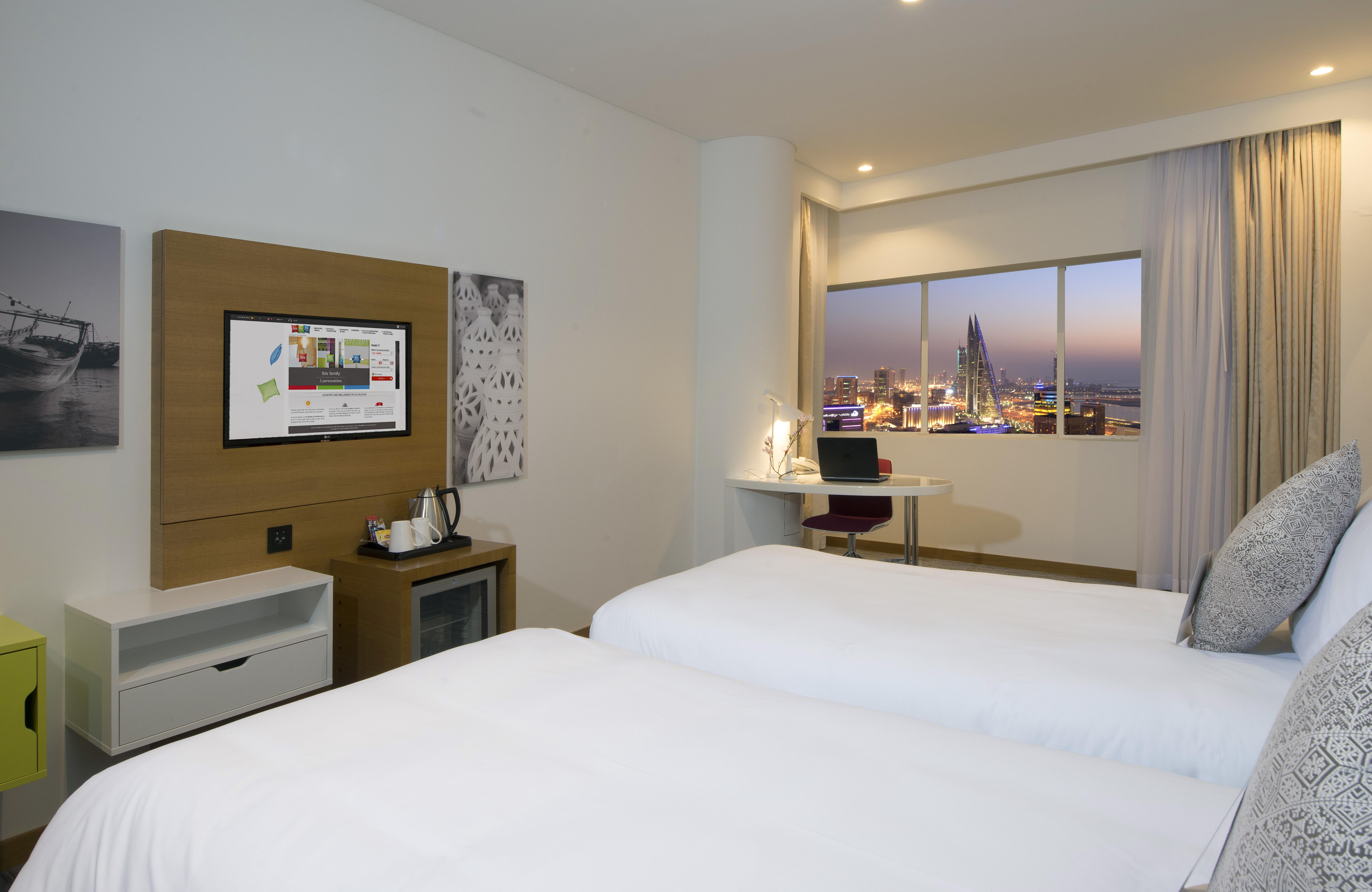 Hotel Ibis Styles Manama Diplomatic Area Exterior foto